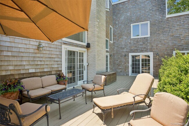 Building Photo - 8 Indian Pipe Dr