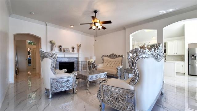 Building Photo - 4304 Rock Springs Dr