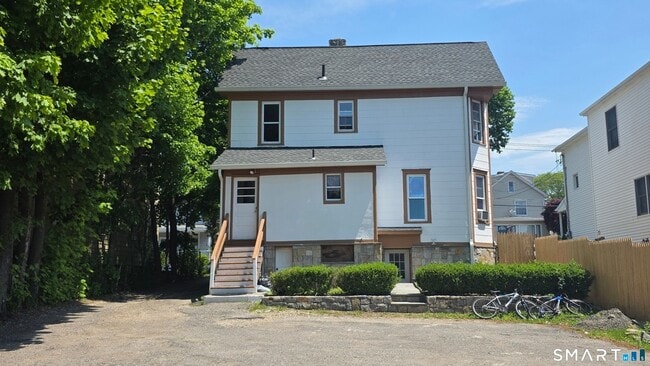 Building Photo - 38 Homestead Ave