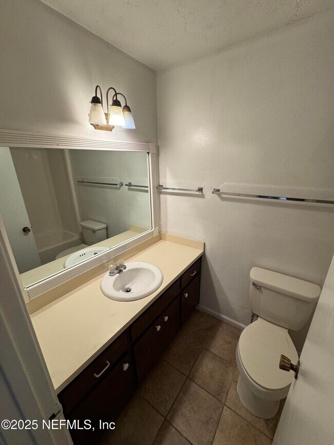 Building Photo - 4751 San Jose Manor Dr W