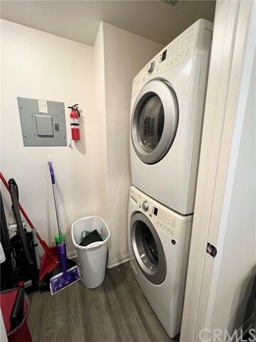 Building Photo - 16081 Gables Loop