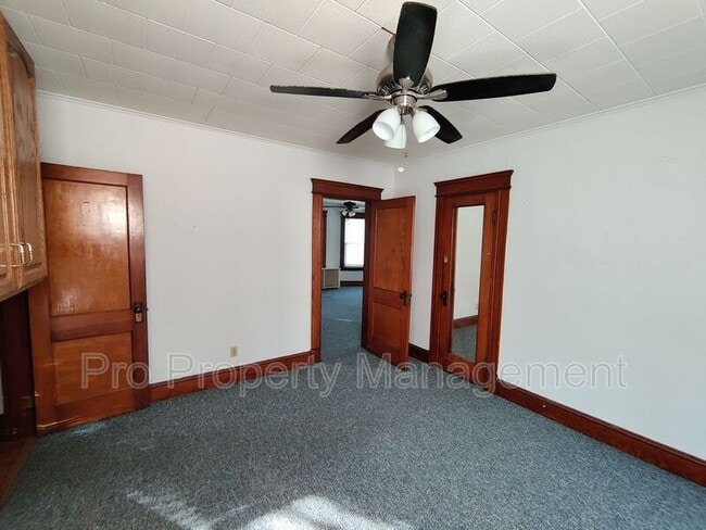 Building Photo - 638-638 Washington Ave