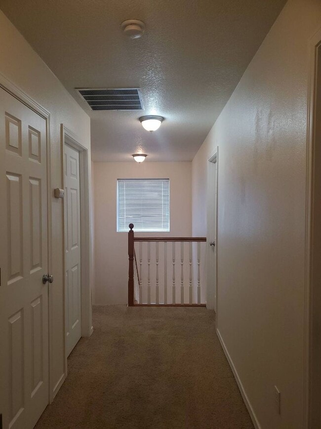 Building Photo - 4 Bedroom with Garage on a Corner Lot