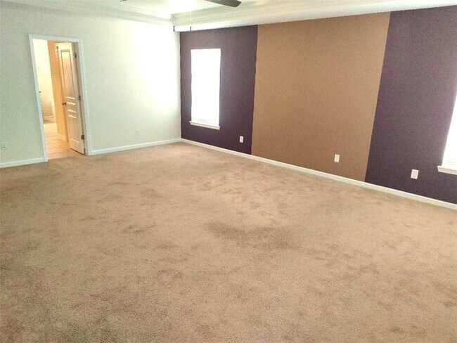 Building Photo - 7255 Rocking Horse Ln