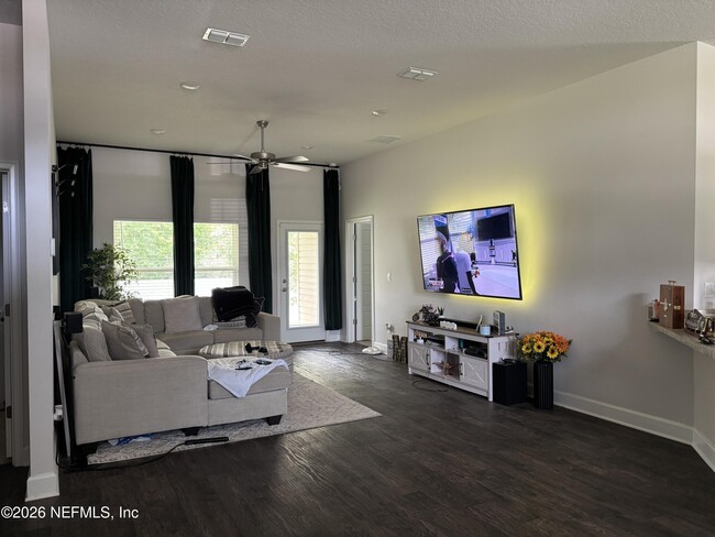Building Photo - 8112 Helmsley Blvd