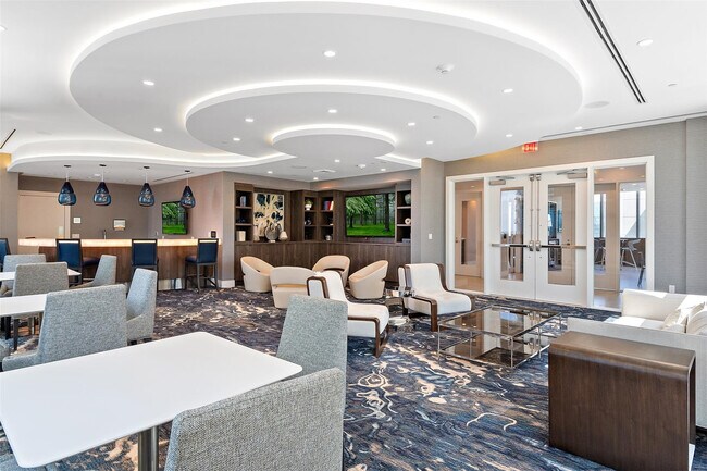 Building Photo - 100 E Las Olas Blvd