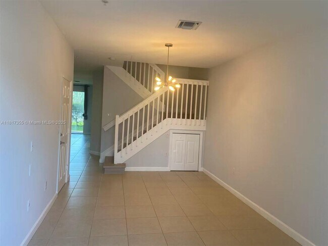 Building Photo - 12449 Emerald Creek Manor