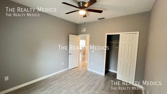 Building Photo - 276 Santo Domingo Ave SW