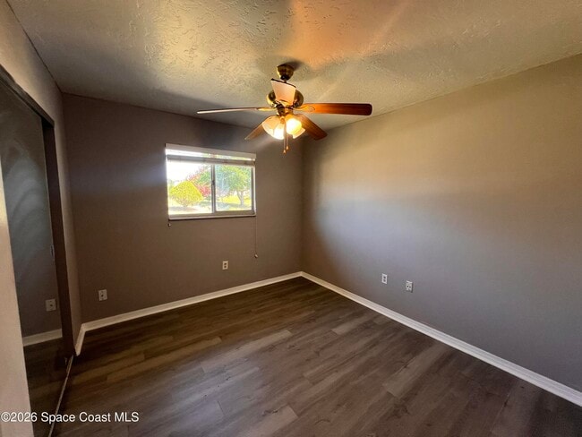 Building Photo - 460 Bargello Ave SE