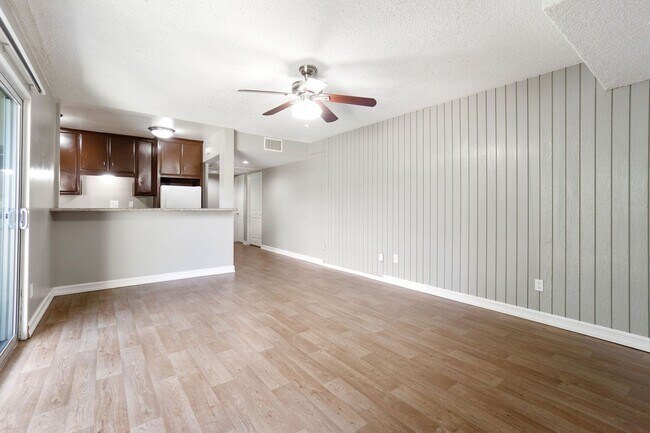 Interior Photo - The Molokai Apartments