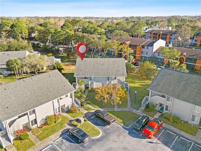 Building Photo - 5606 Blue Shadows Ct