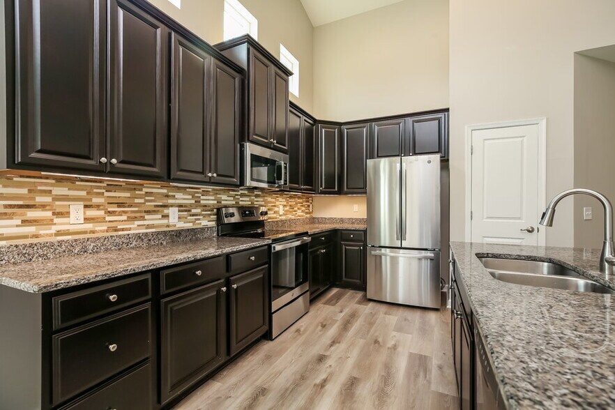 Building Photo - 2834 Leipers Fork Trail