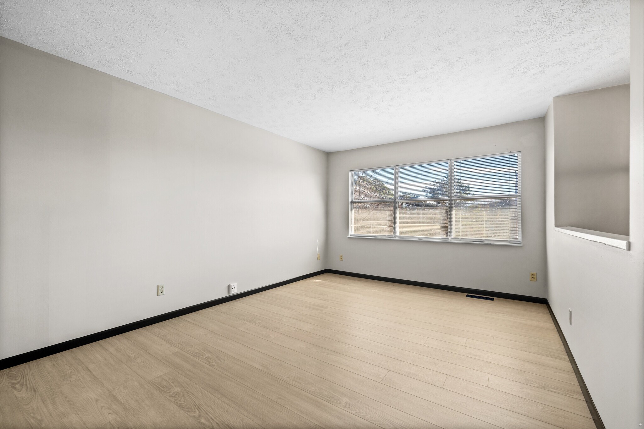 Building Photo - 3433 Ben Alder Ln