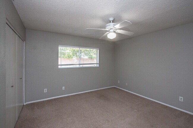 Building Photo - 4BR Entertainers Dream, McCormick Ranch