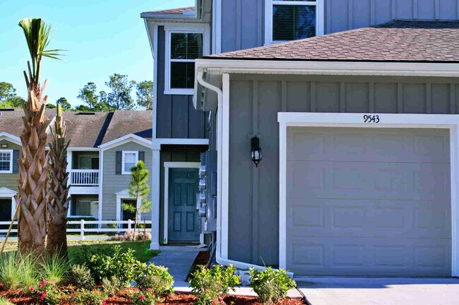 Building Photo - Stunning 3-Bedroom Townhome for Rent in Ba...