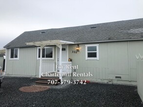 Building Photo - Charming, cozy house on property shared with a second house and a warehouse- SWSR.