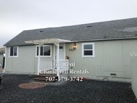 Building Photo - Charming, cozy house on property shared with a second house and a warehouse- SWSR.