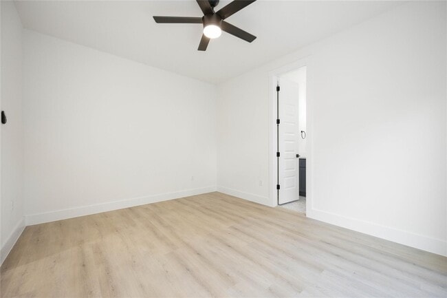 Building Photo - 2115 Dan St