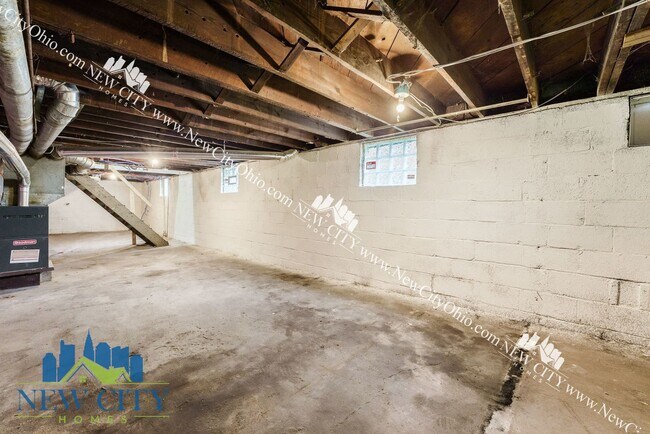 Building Photo - 53-55 Hawkes Avenue, Columbus, OH 43222