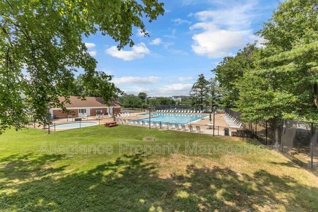 Building Photo - 1225 Martha Custis Dr