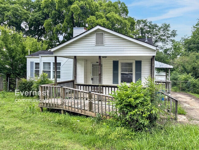 Primary Photo - 122 Woodward Rd