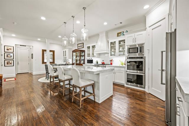 Building Photo - 6432 Del Norte Ln