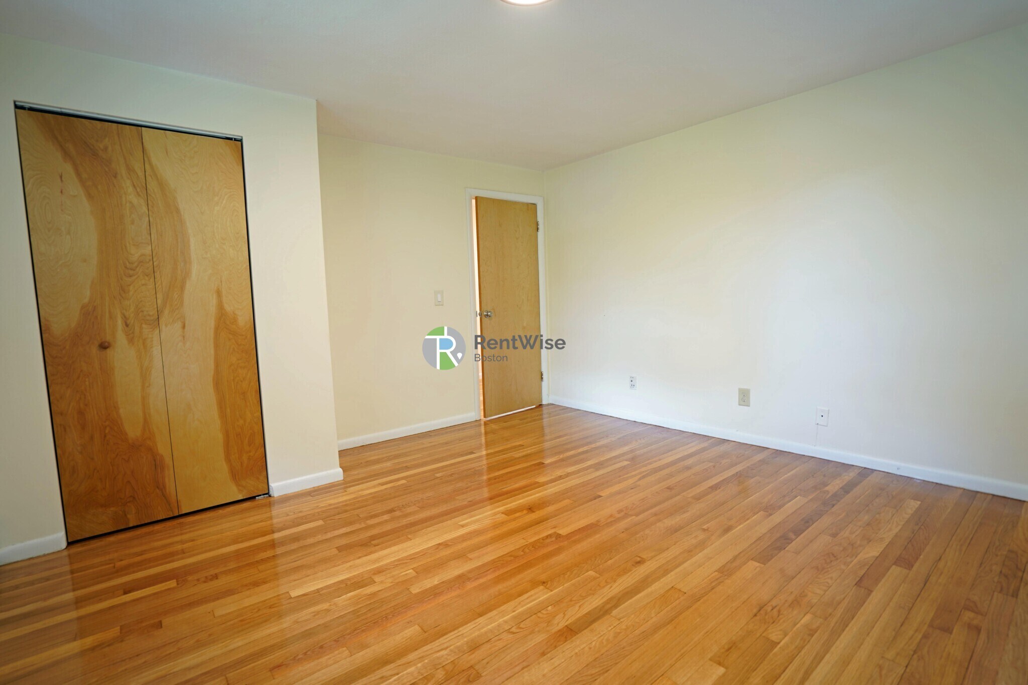 Building Photo - 110 Babcock St