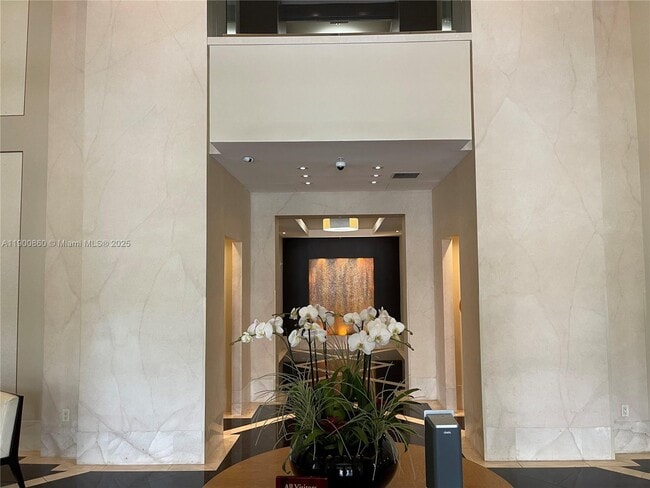 Building Photo - 550 Okeechobee Blvd