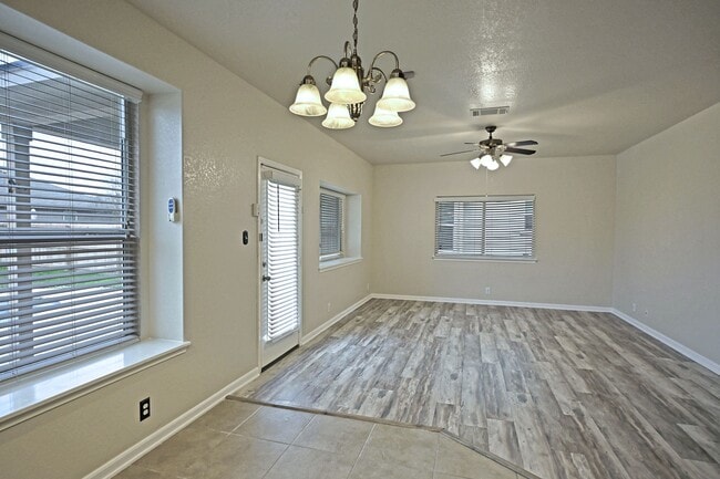 Building Photo - 934 Avery Pkwy