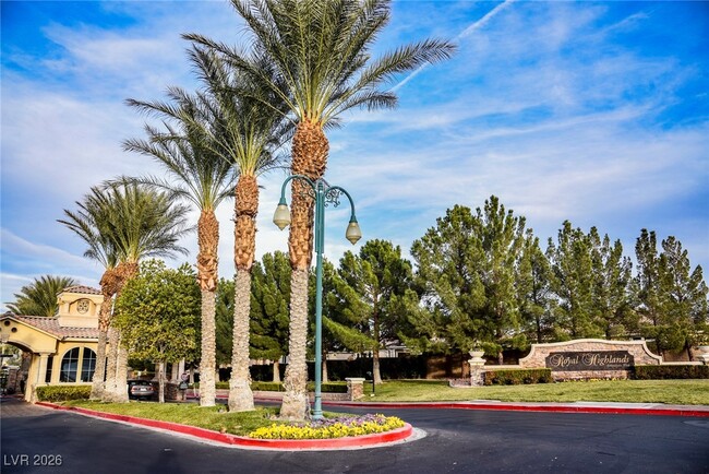 Building Photo - 10852 Fishers Island St