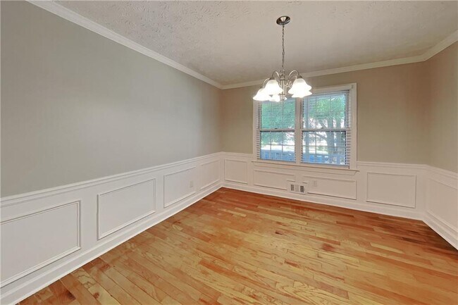 Building Photo - 2922 Melton Ct SW