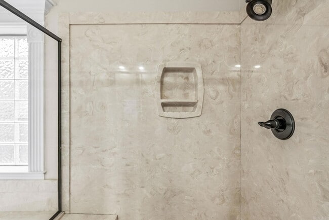 Building Photo - 3005 Mossy Creek Dr