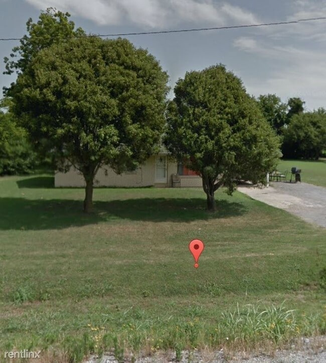 Primary Photo - 3 br, 1 bath House - 21391 hwy 18 e