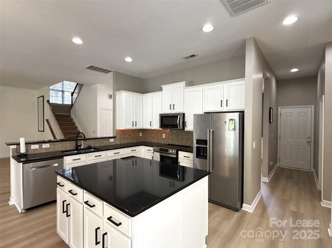 Building Photo - 8112 Calistoga Lane