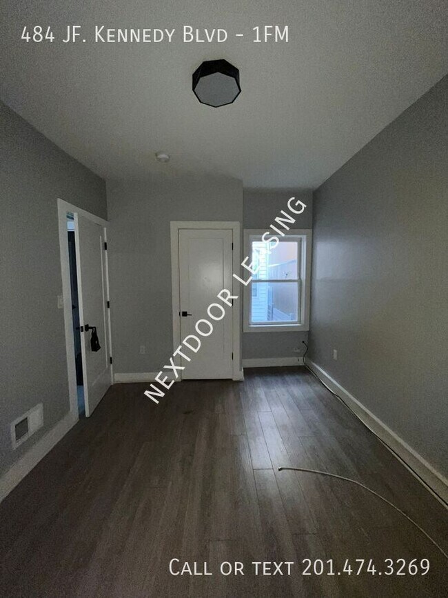 Building Photo - 484 John F. Kennedy Blvd