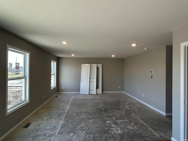 Building Photo - 204 Brescia Dr