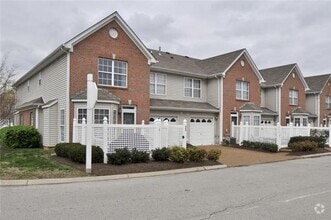 Building Photo - Spacious Prescott Place Townhome