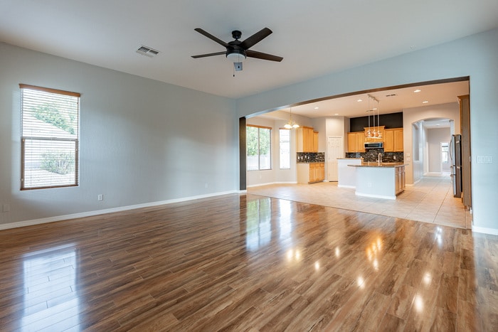 Building Photo - 13354 W San Miguel Ave