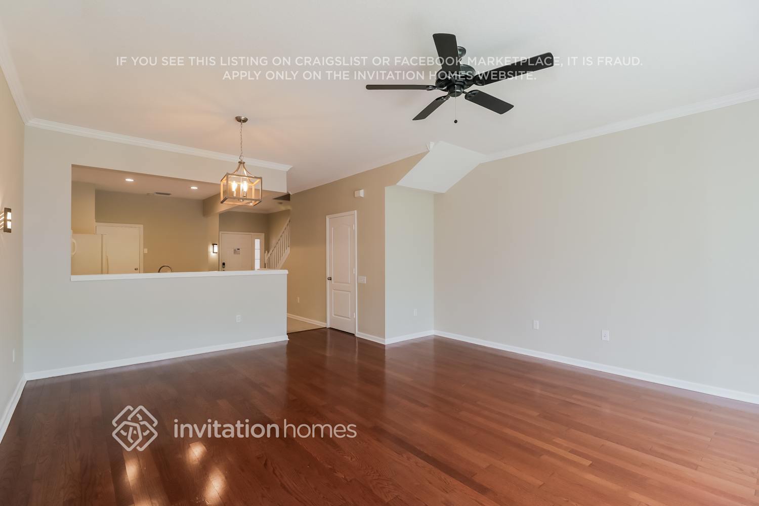 Building Photo - 26533 Castleview Way