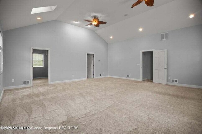 Building Photo - 46 Walter Dr