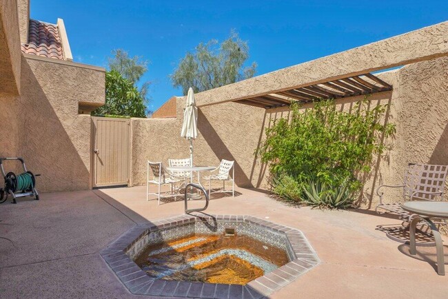 Building Photo - 73416 Irontree Dr