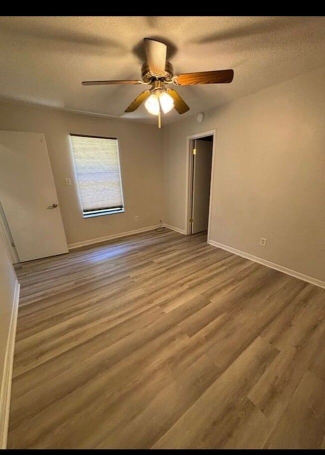 Building Photo - Affordable Living with Comfort & Convenience