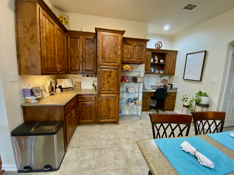 Building Photo - 4405 Vista Glen Ct