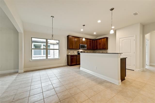 Building Photo - 816 Bird Creek Dr