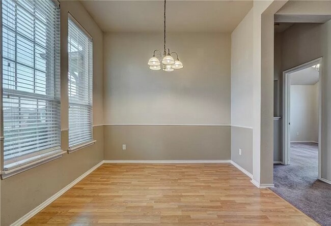 Building Photo - Beautiful 3 Bed 2 Bath in Edmond