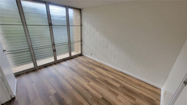 Building Photo - Mililani "Waikalani Woodlands" Newly Remodeled 3 Bedroom 2 Bath.