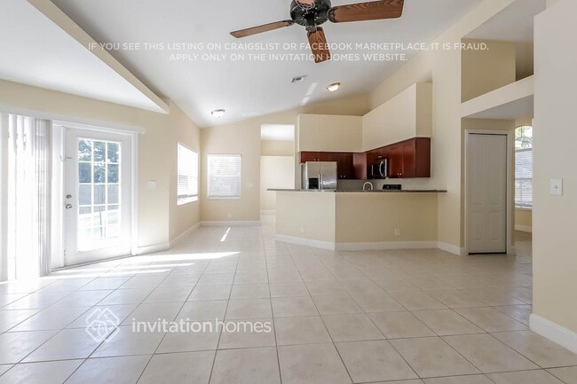 Building Photo - 13634 78th Pl N