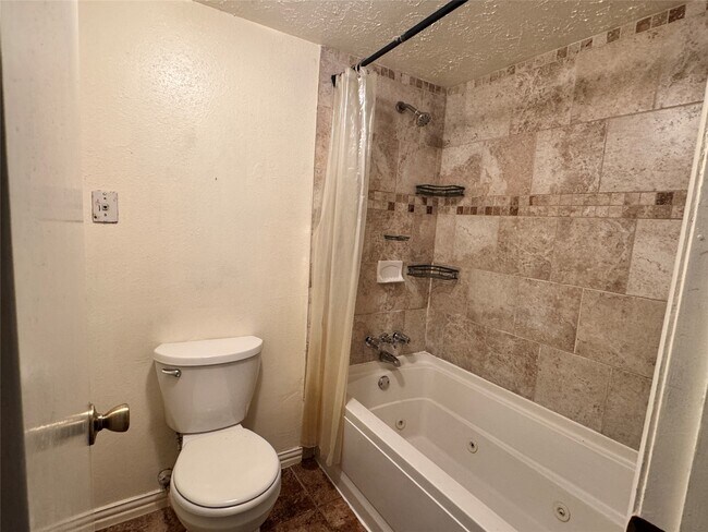 Building Photo - 8519 Church Light Ln