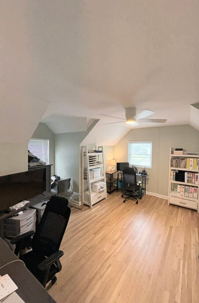 Building Photo - 13520 Grenoble Dr
