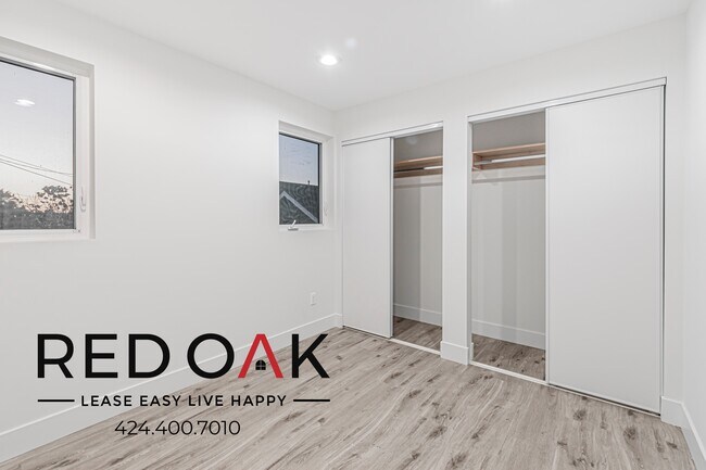 Building Photo - 138 W 93rd St
